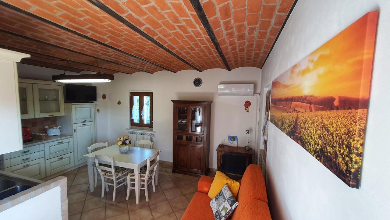Spicchio Di Luna - Casa Vacanze Albiano Magra Bagian luar foto