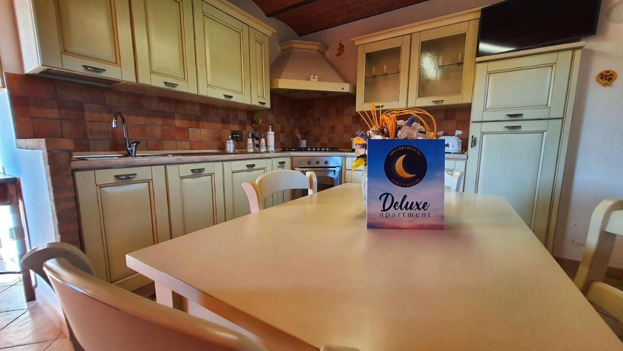 Spicchio Di Luna - Casa Vacanze Albiano Magra Bagian luar foto