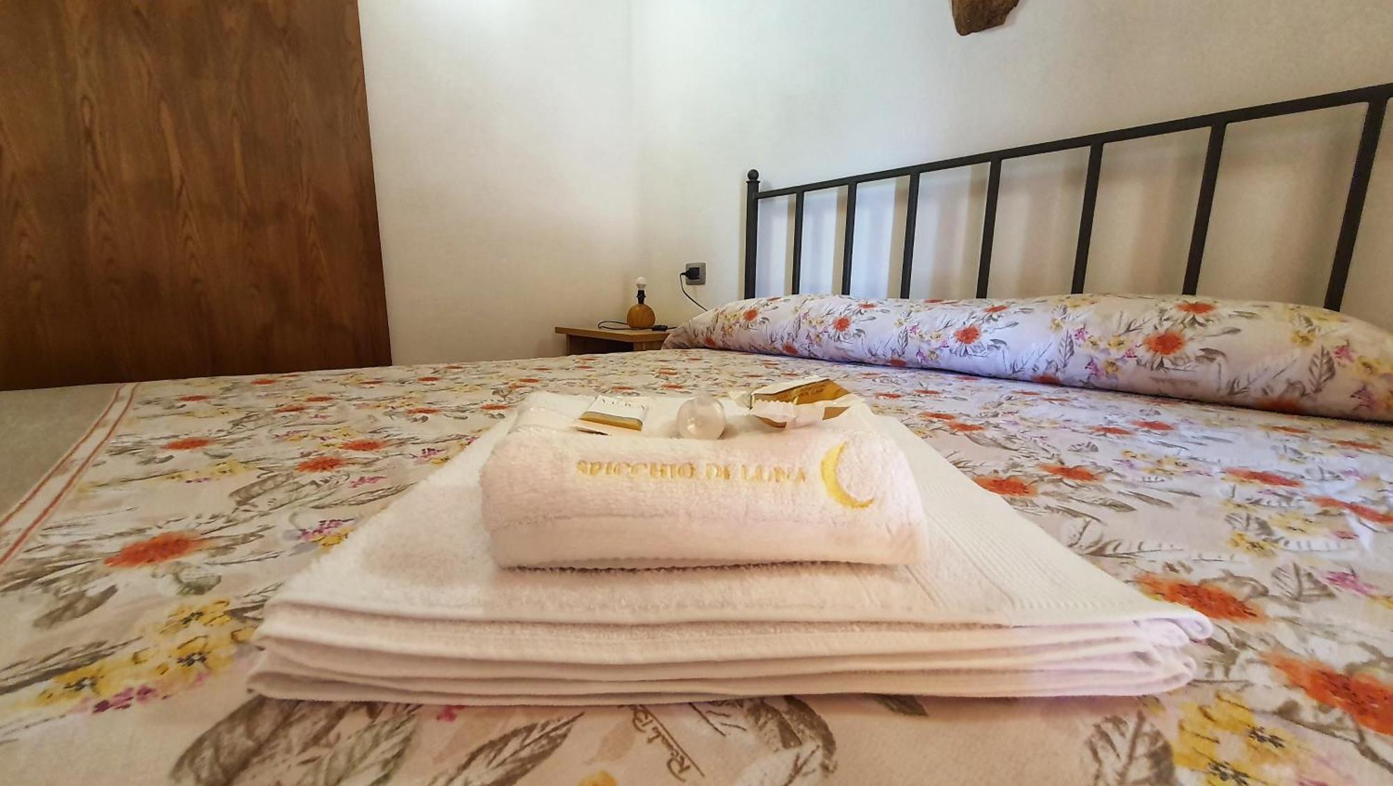 Spicchio Di Luna - Casa Vacanze Albiano Magra Bagian luar foto