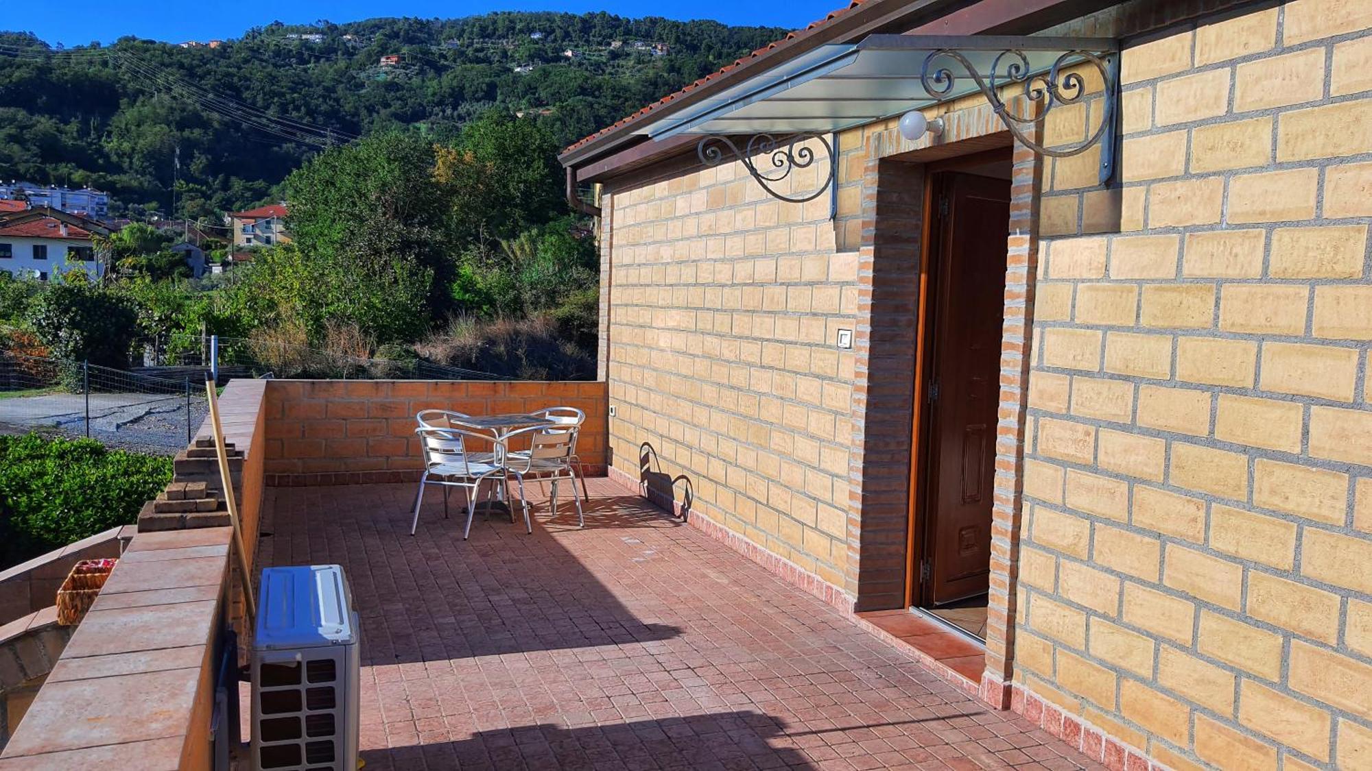 Spicchio Di Luna - Casa Vacanze Albiano Magra Bagian luar foto
